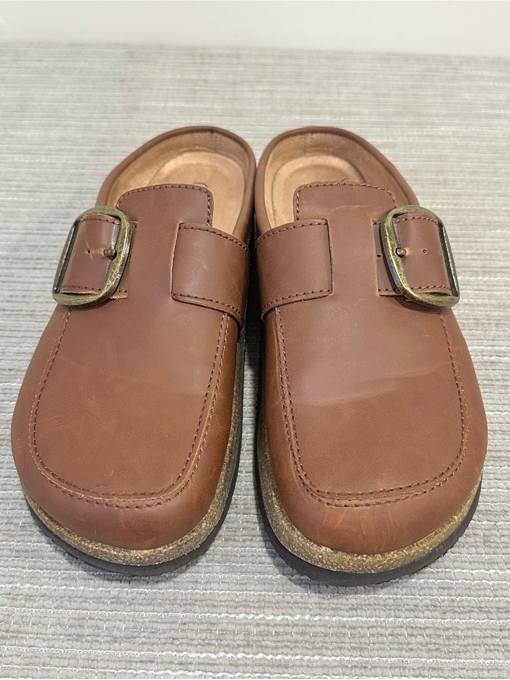 VAYFIO Women's Leather Clogs Mules Size 8 Buckle Cork Footbed Comfort Shoes - Picture 3 of 8